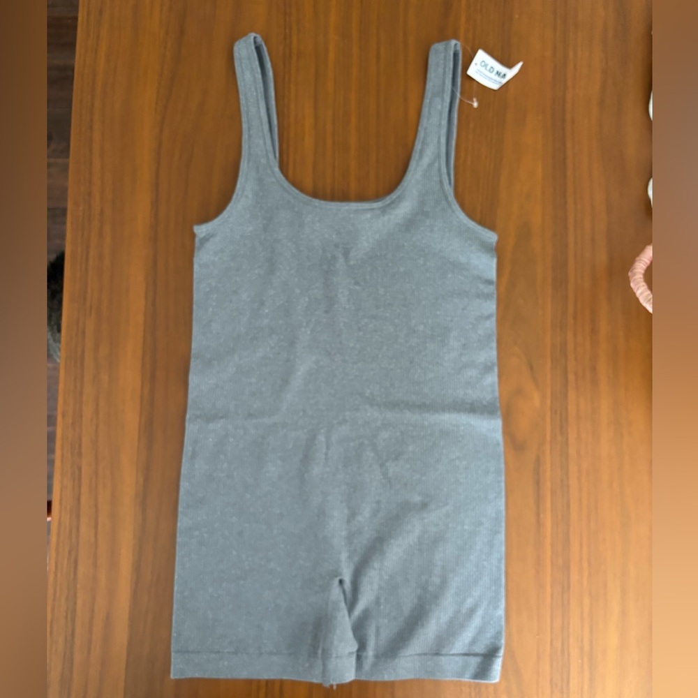 Old Navy Gray Seamless Ribbed Short Bodysuit